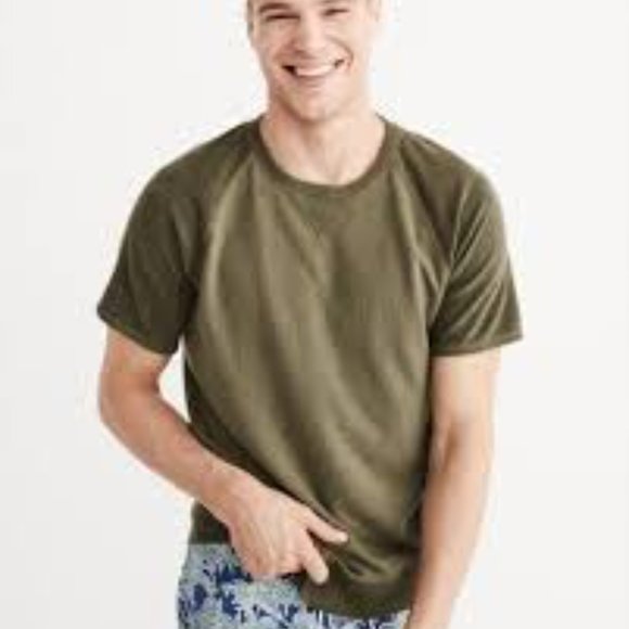 🆕Abercrombie & Fitch Olive SS Sweatshirt US XS - Picture 12 of 15